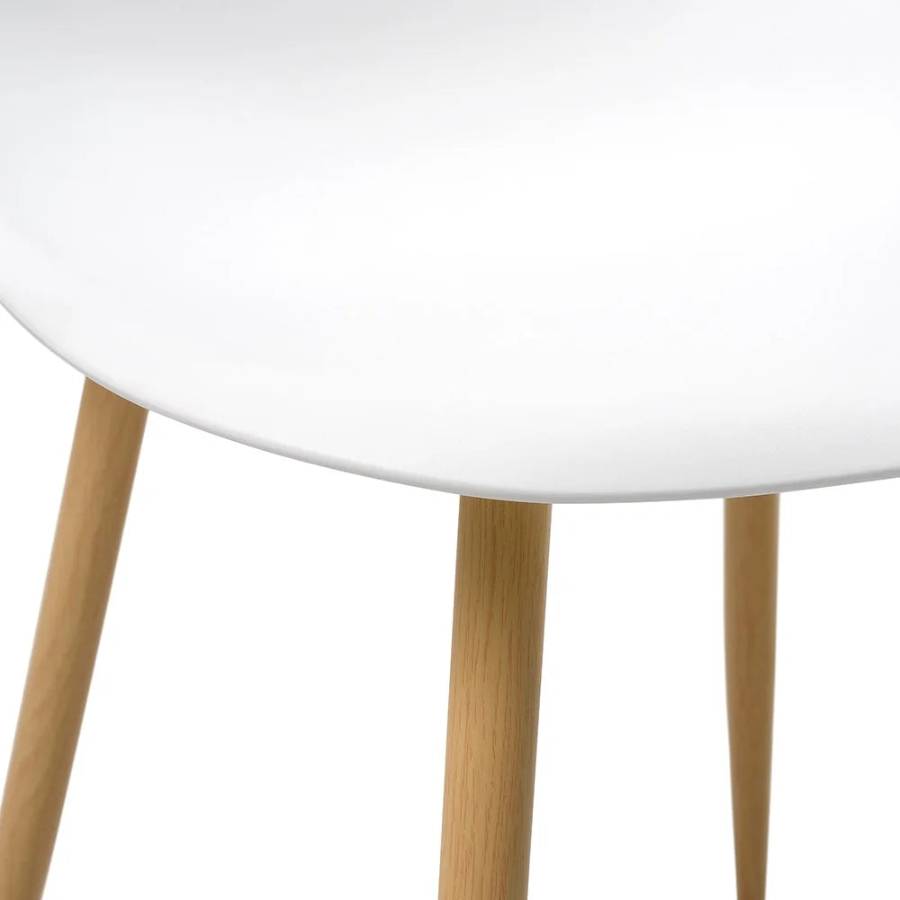 SIMPLY COTSWOLD CLASSIC CREAM
2-4 Seater Dining Table and 4 Dining Chairs Quality Furniture Clearance Ltd