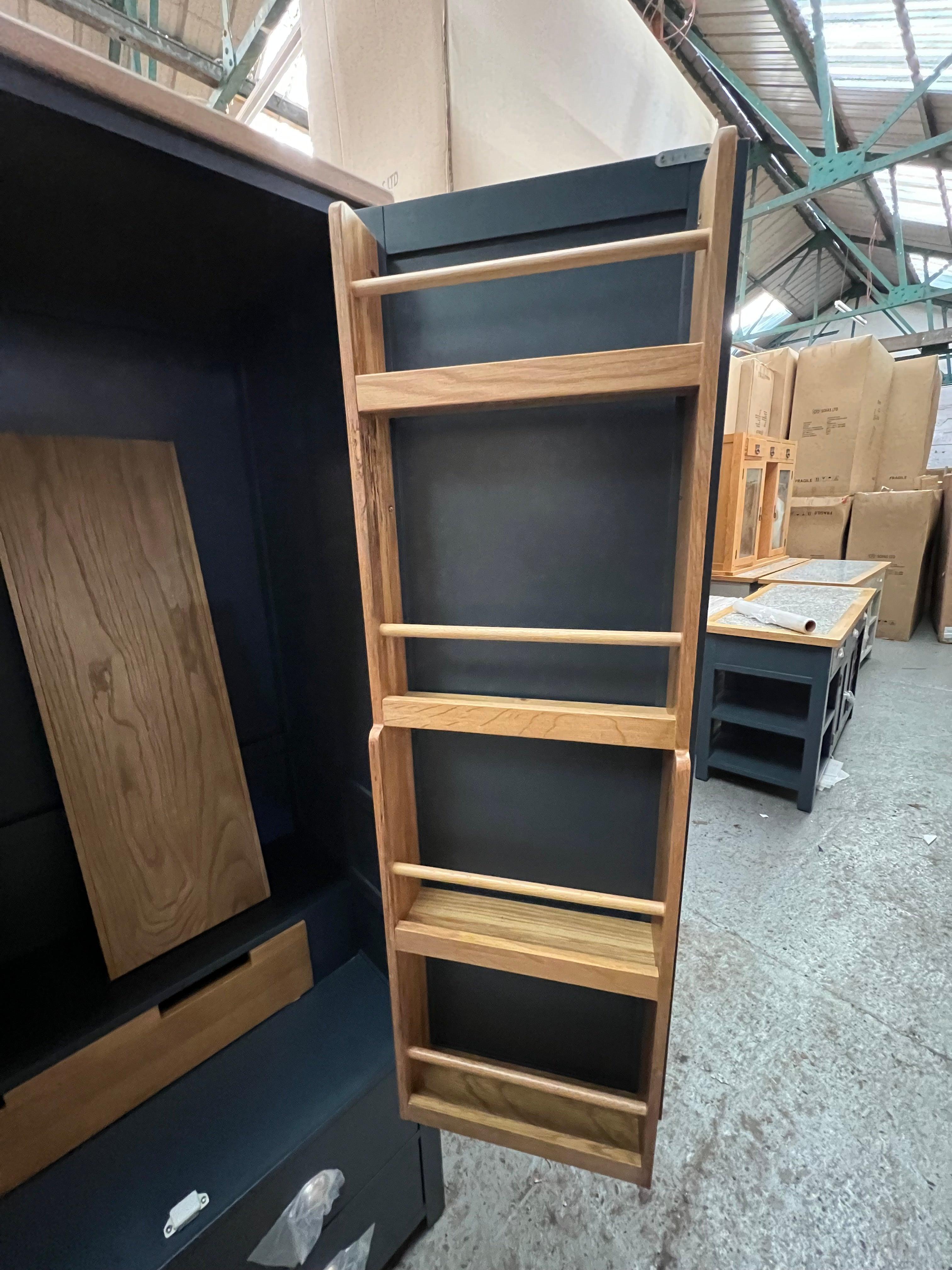 Hampshire ‘country life’ double larder - Blue Quality Furniture Clearance Ltd