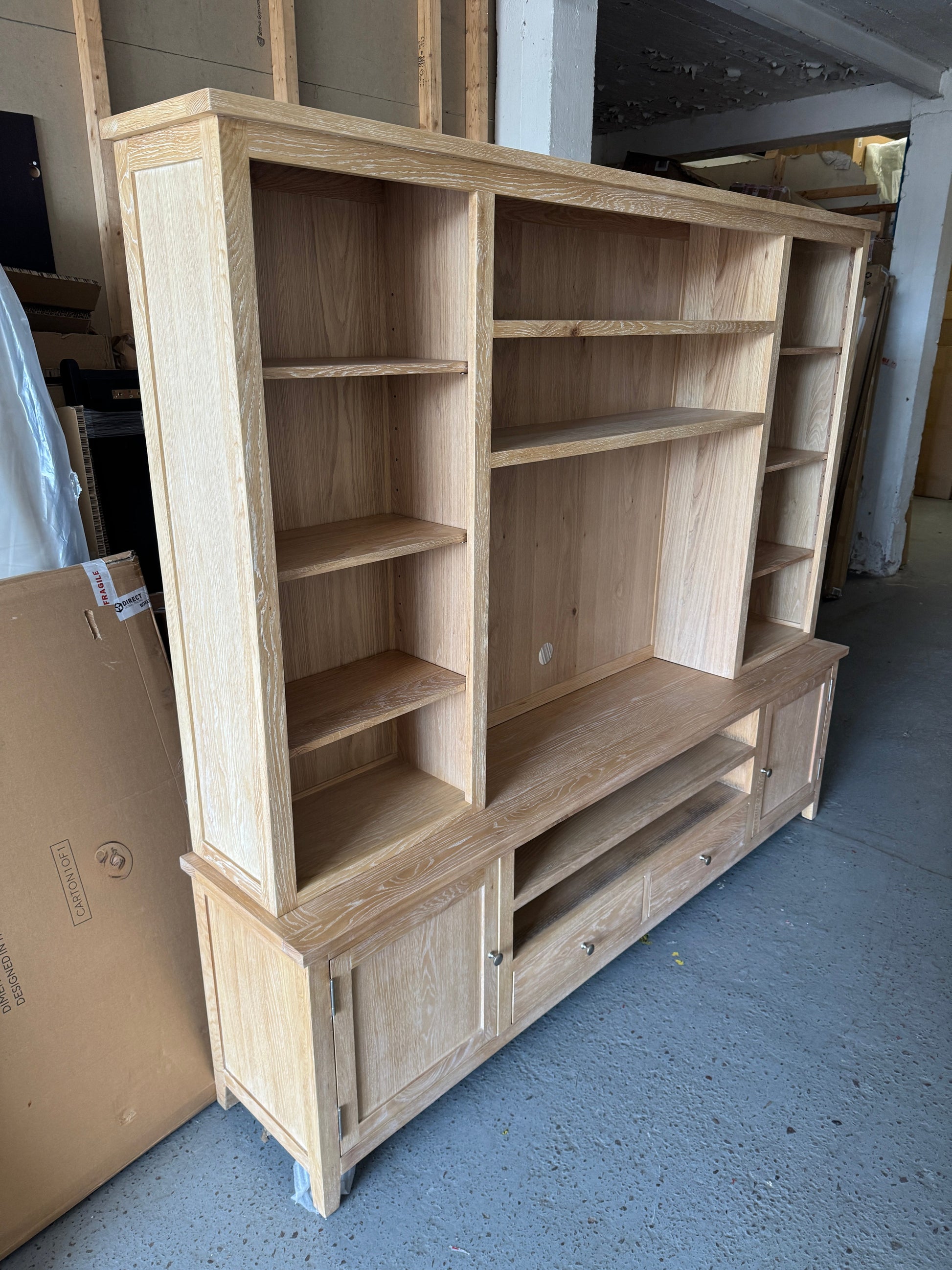 INGLESHAM WHITEWASH OAK
TV and Media Storage Unit Quality Furniture Clearance Ltd