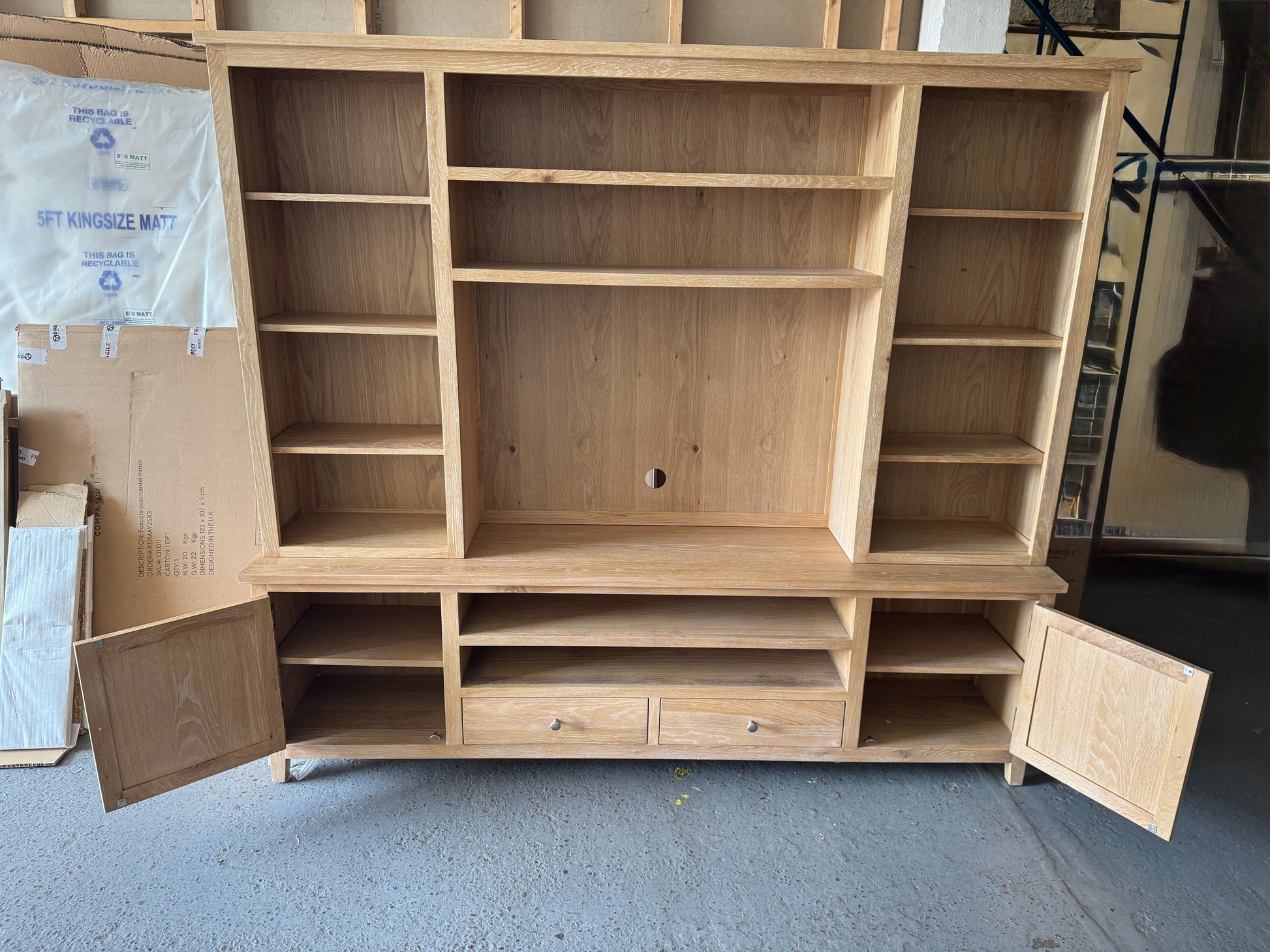 INGLESHAM WHITEWASH OAK
TV and Media Storage Unit Quality Furniture Clearance Ltd