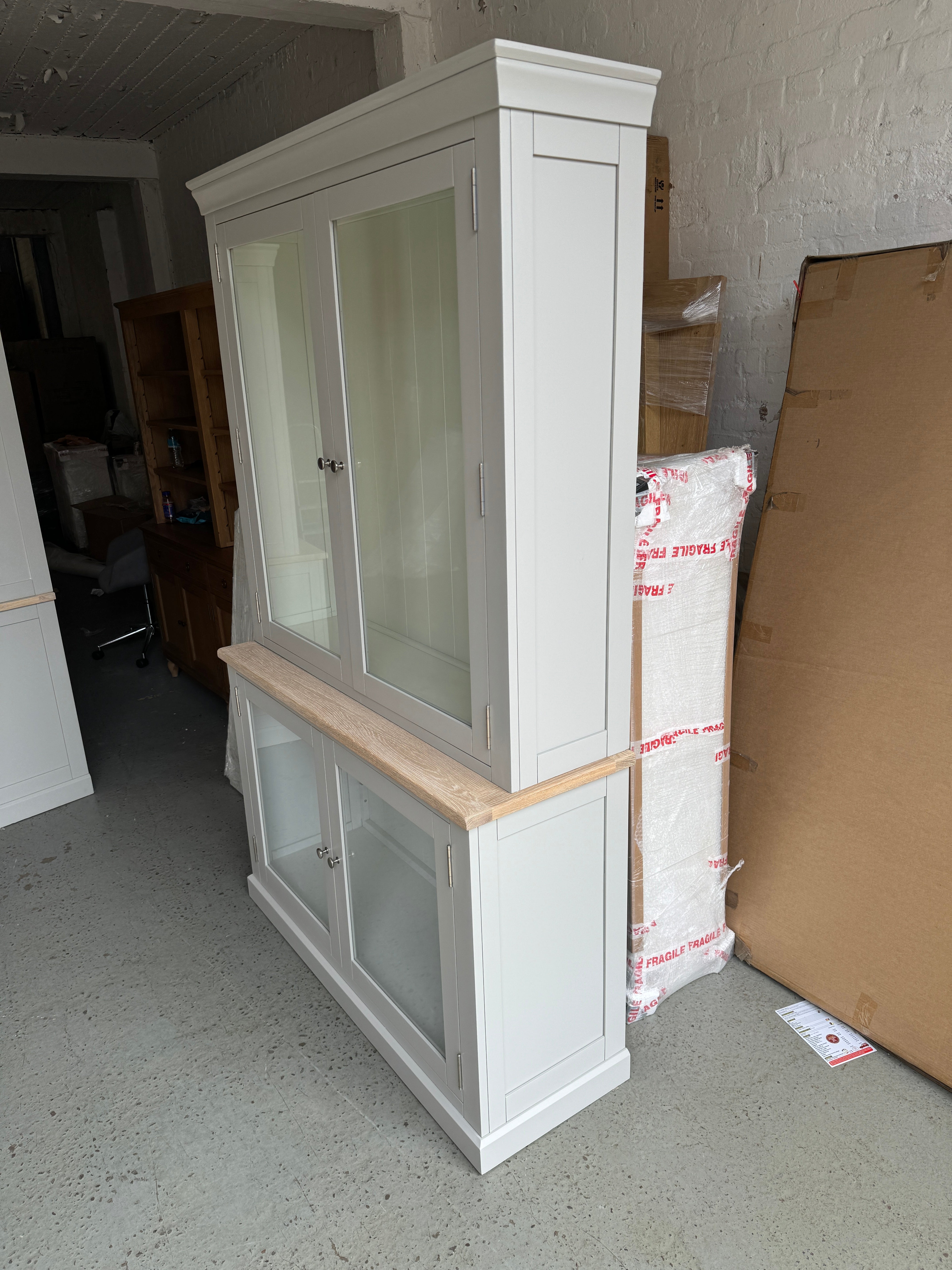 CHESTER DOVE GREY
Large Glazed Dresser Quality Furniture Clearance Ltd
