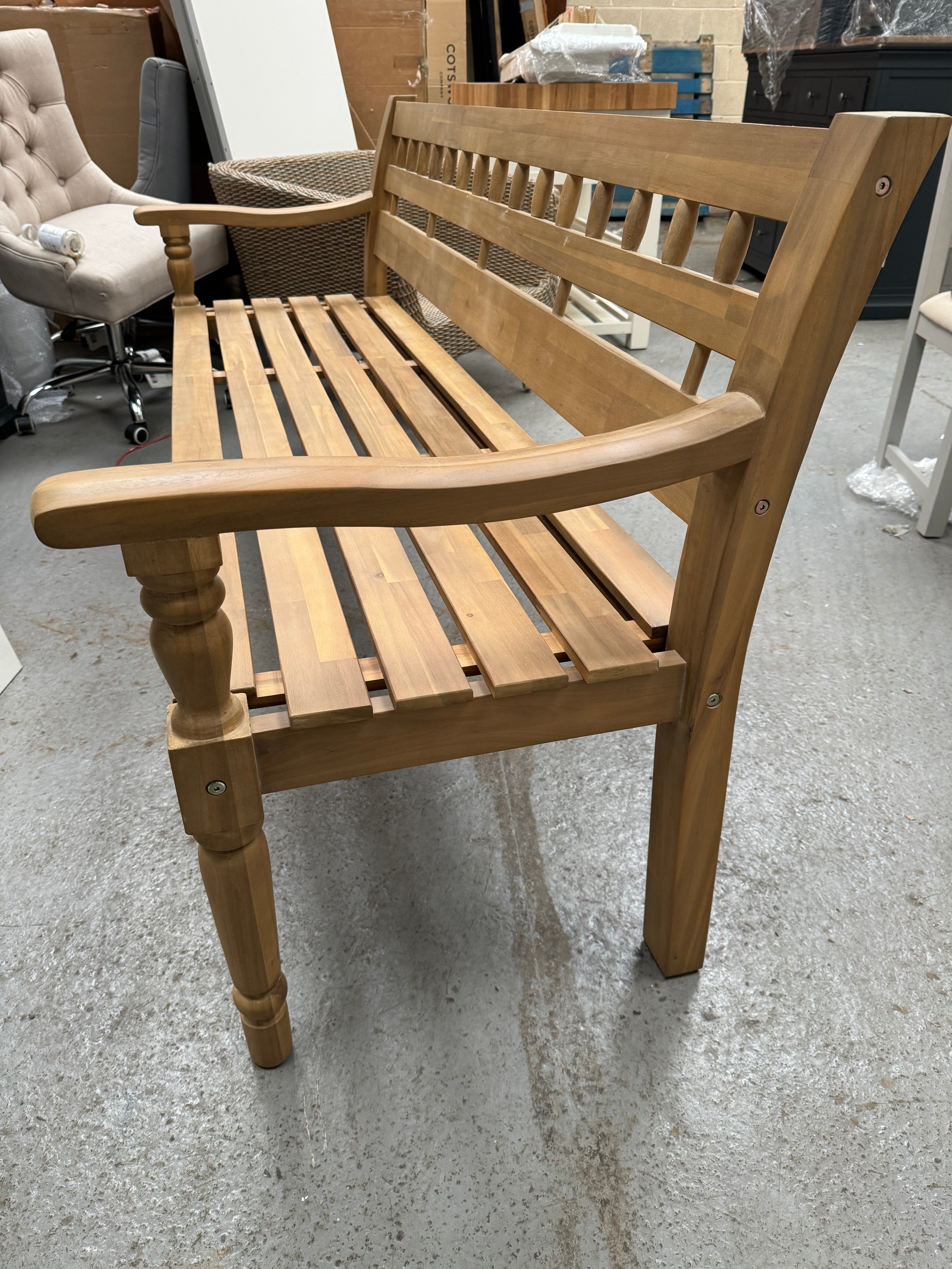 DONNINGTON
3 Seater Bench Quality Furniture Clearance Ltd