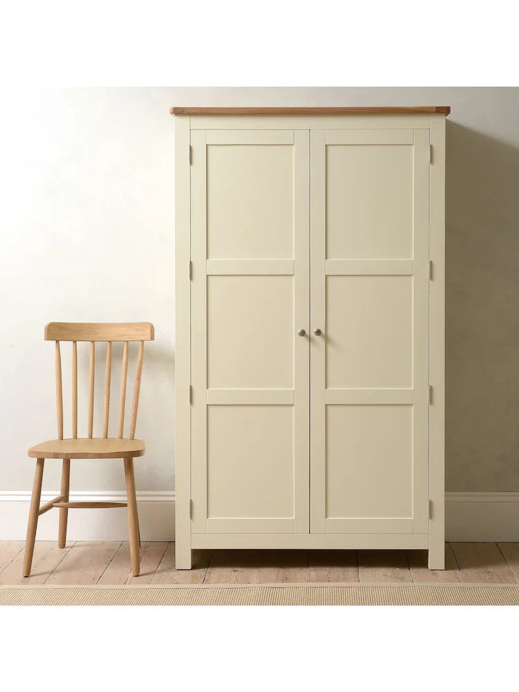 SUSSEX COTSWOLD CREAM
Double Larder Quality Furniture Clearance Ltd