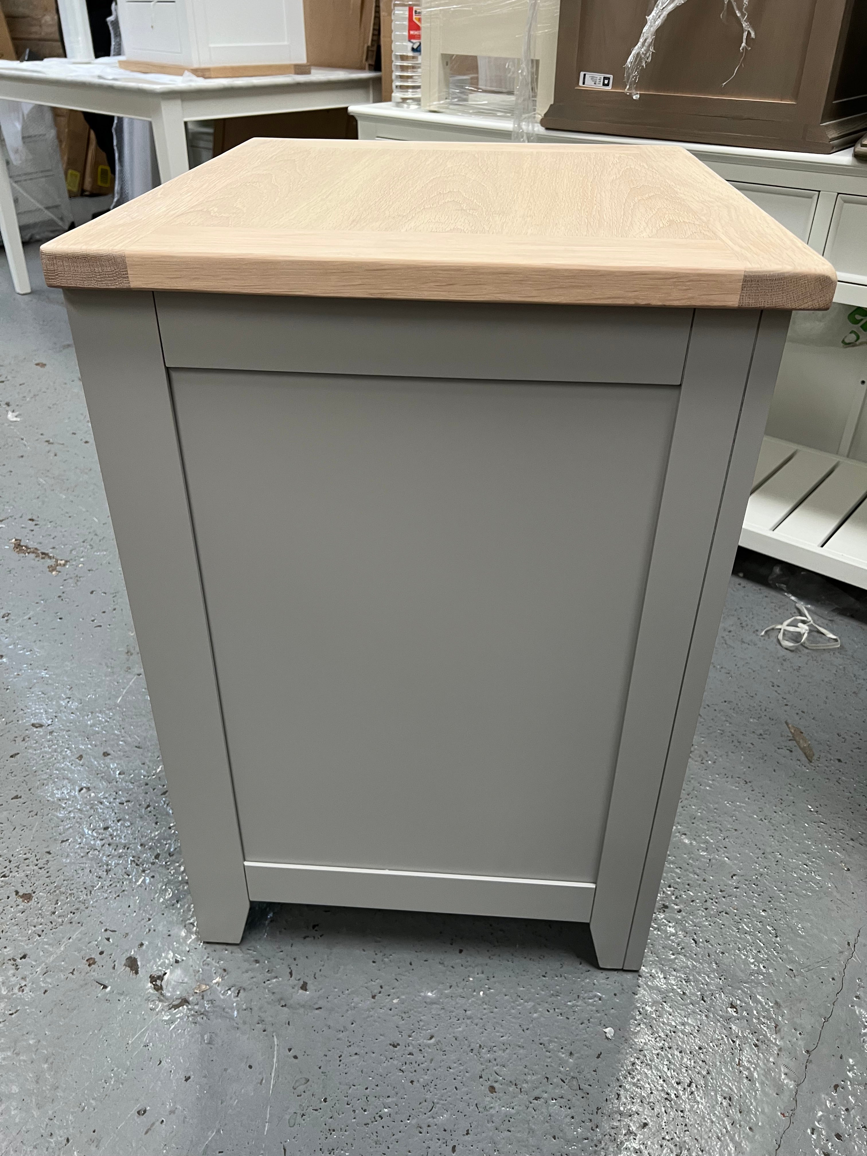 CHESTER DOVE GREY
2 Drawer Filing Cabinet Quality Furniture Clearance Ltd