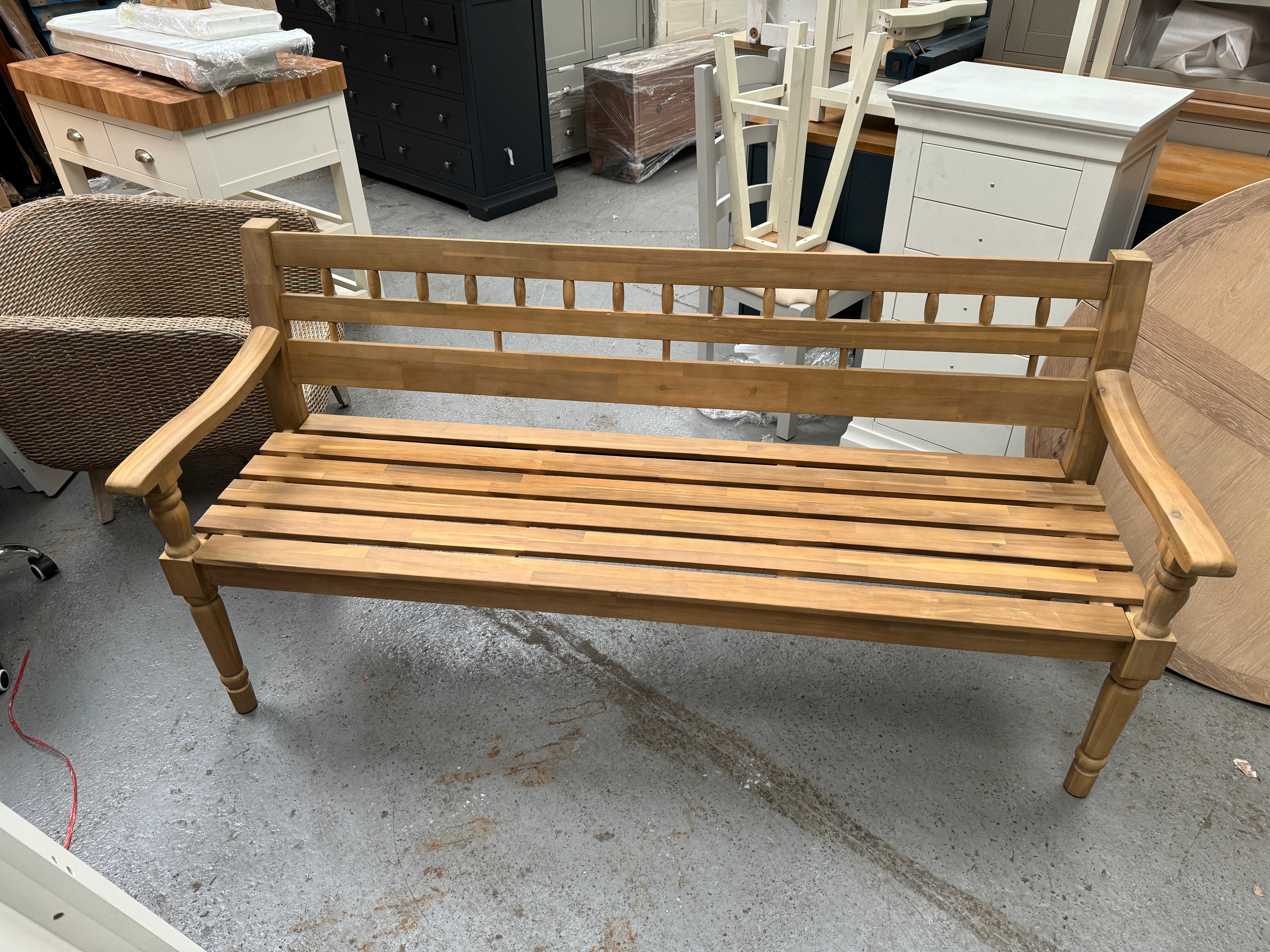 DONNINGTON
3 Seater Bench Quality Furniture Clearance Ltd