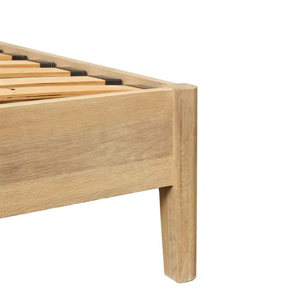 BERKELEY NORDIC OAK
5ft Kingsize Bed Quality Furniture Clearance Ltd