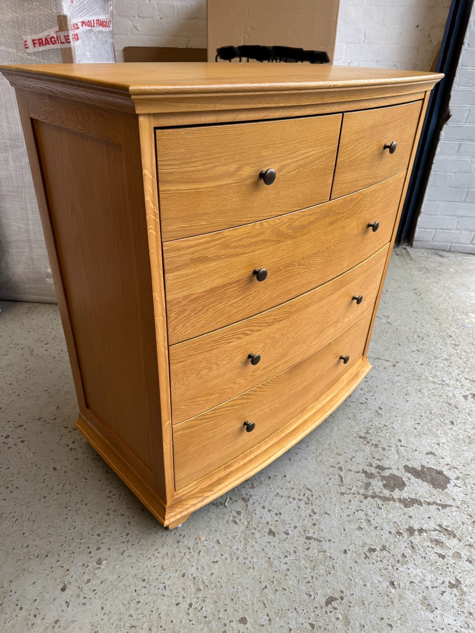 WINCHCOMBE OILED OAK
5 Drawer Chest Quality Furniture Clearance Ltd