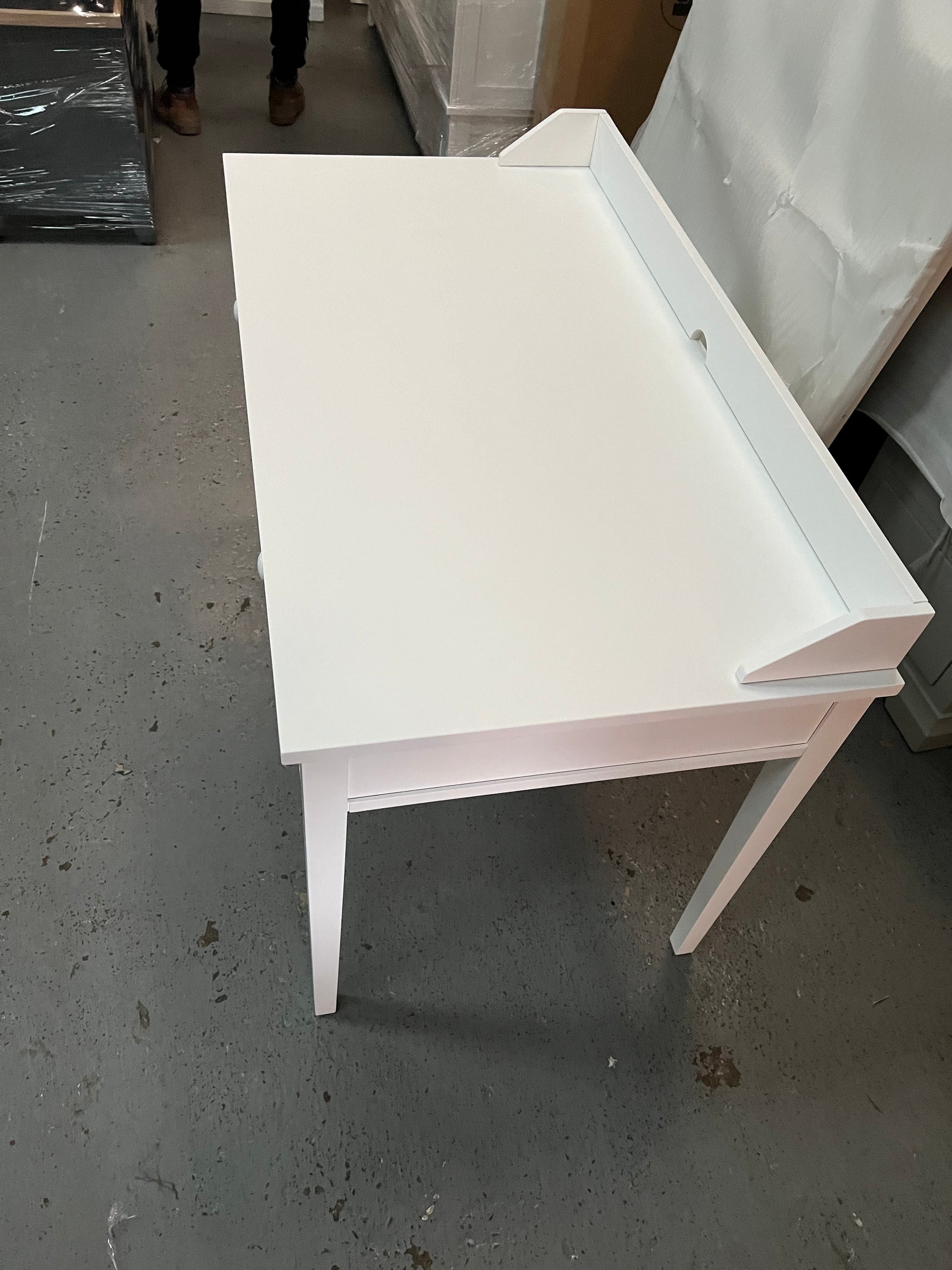 PENSHAM PURE WHITE
Large Study Desk Quality Furniture Clearance Ltd