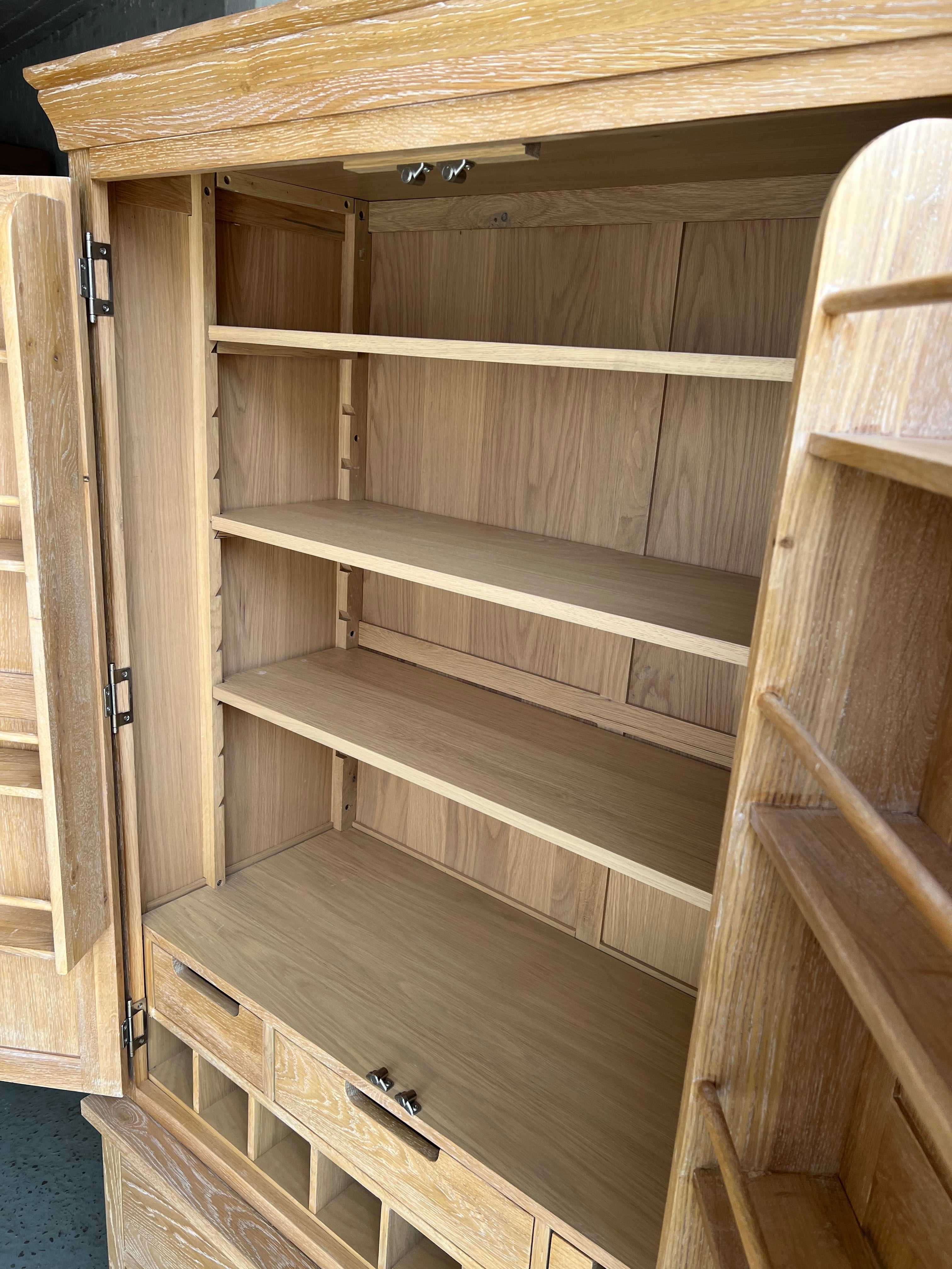 INGLESHAM WHITEWASH OAK Double Larder Quality Furniture Clearance Ltd