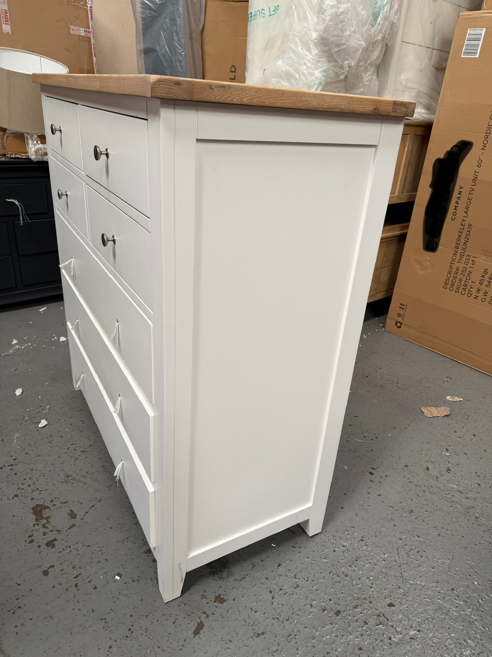 Chester Pure White 7 Drawer Chest Quality Furniture Clearance Ltd