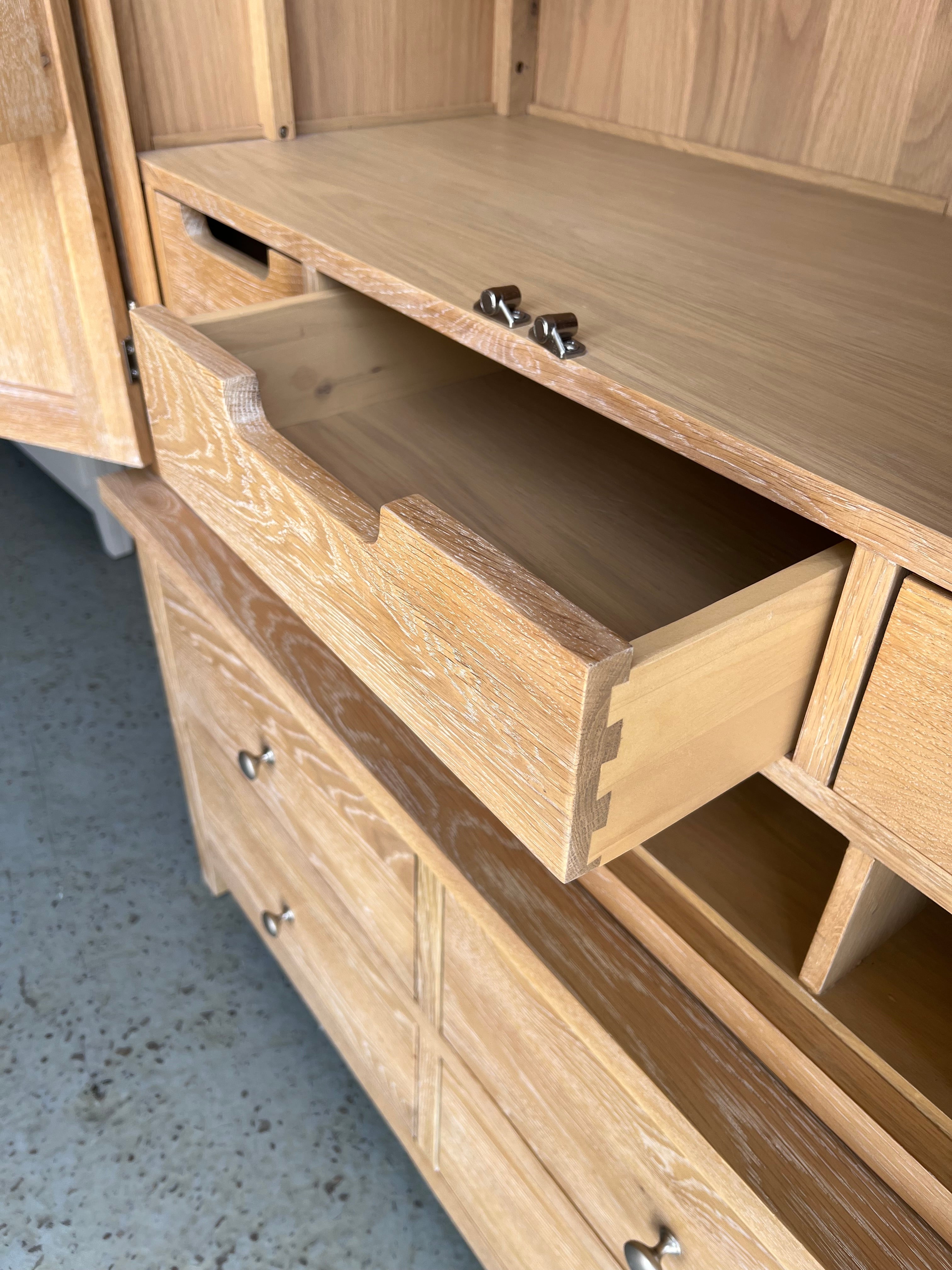 INGLESHAM WHITEWASH OAK Double Larder Quality Furniture Clearance Ltd