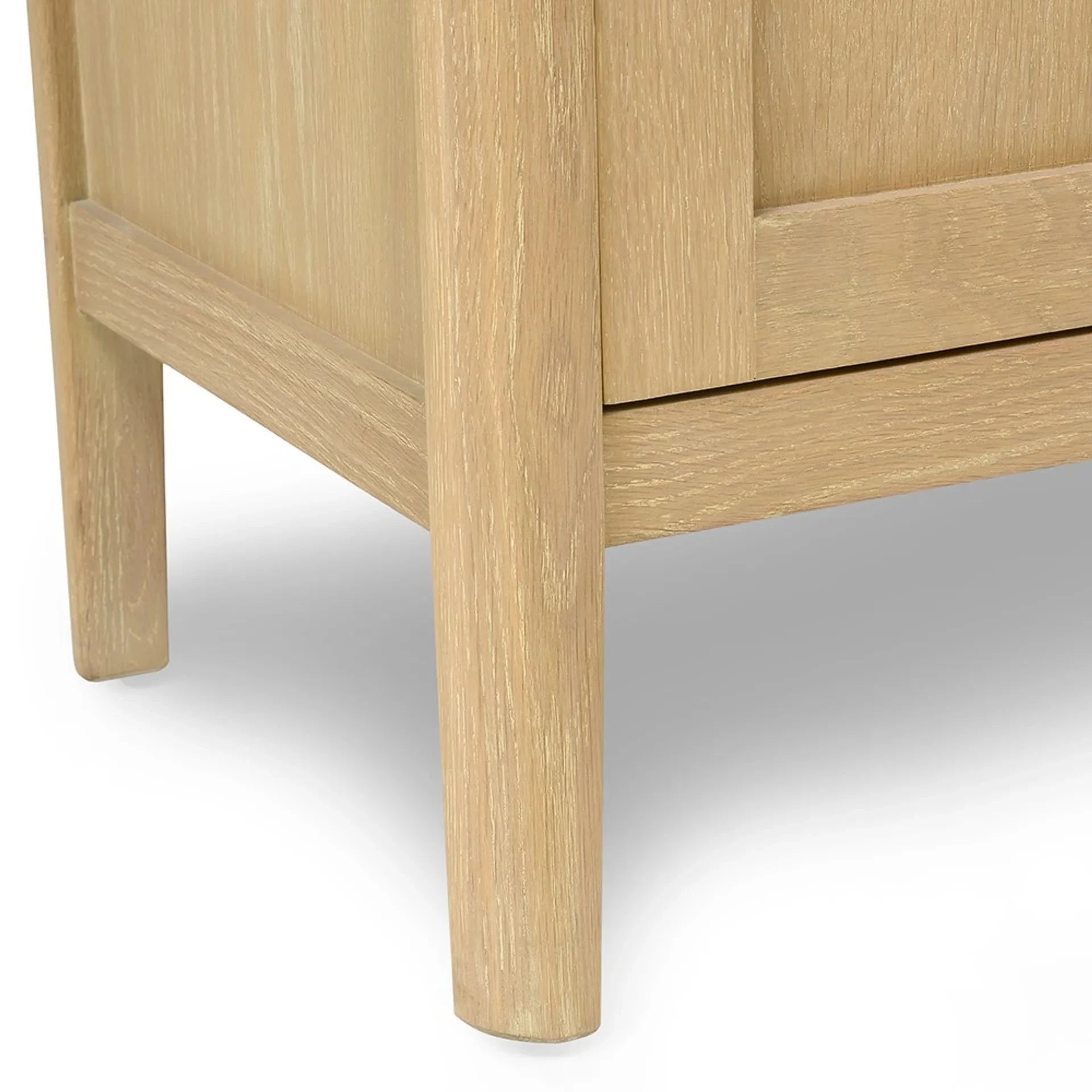 BERKELEY NORDIC OAK
Small Sideboard Quality Furniture Clearance Ltd
