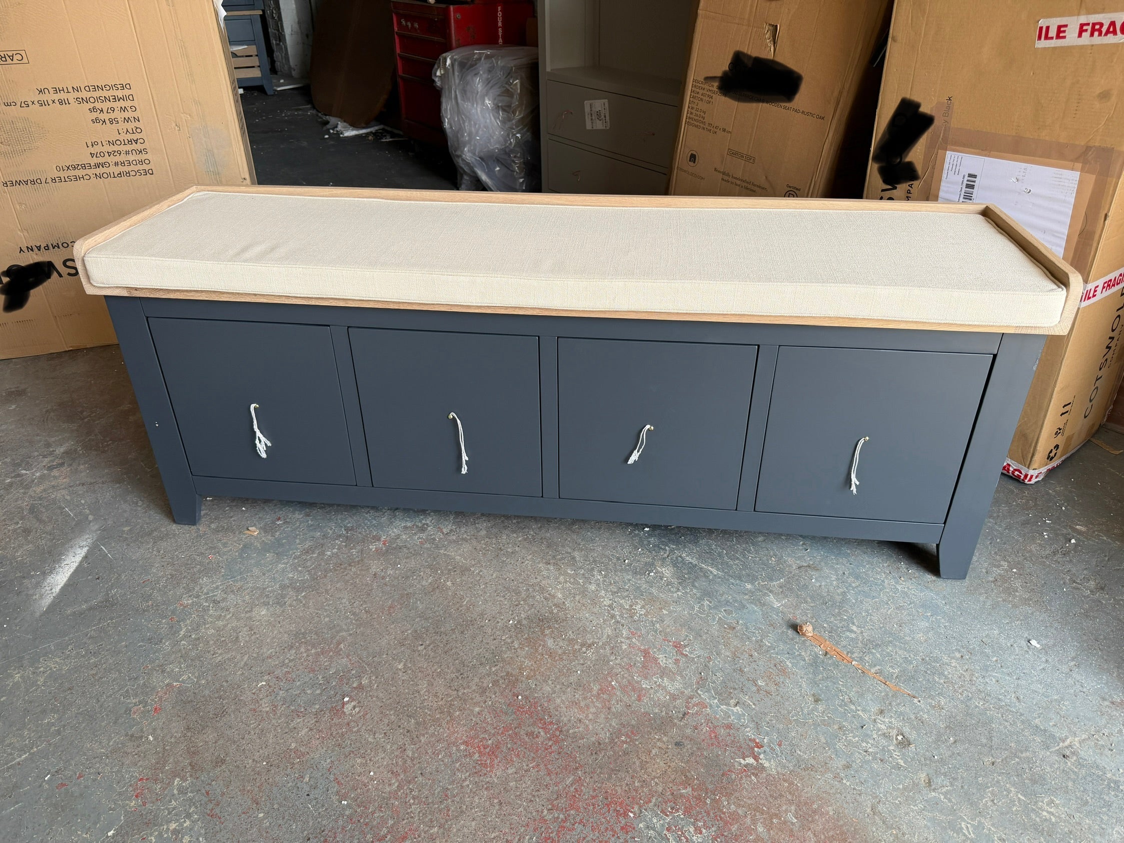 CHESTER CHARCOAL
4 Drawer Shoe Bench Quality Furniture Clearance Ltd