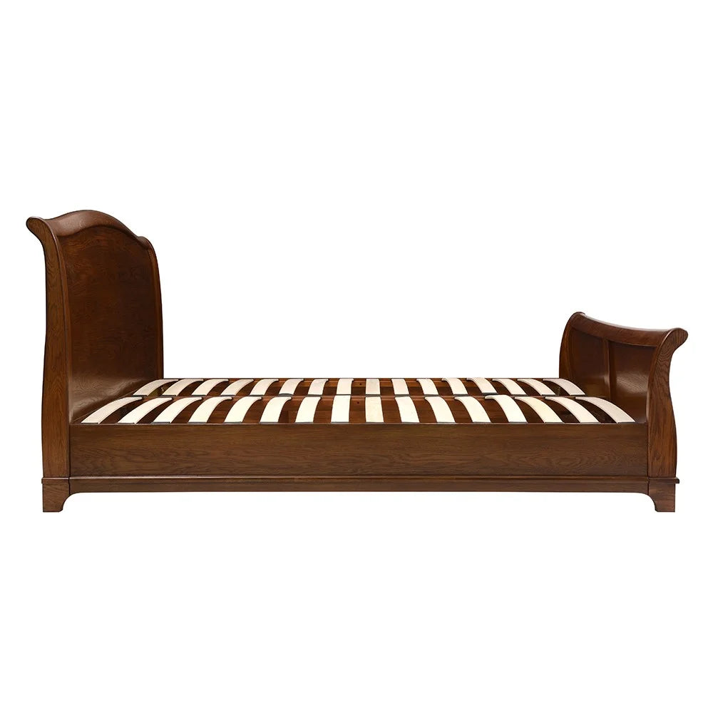 WINCHCOMBE DARK OAK
NEW 6ft Super King Sleigh Bed Quality Furniture Clearance Ltd