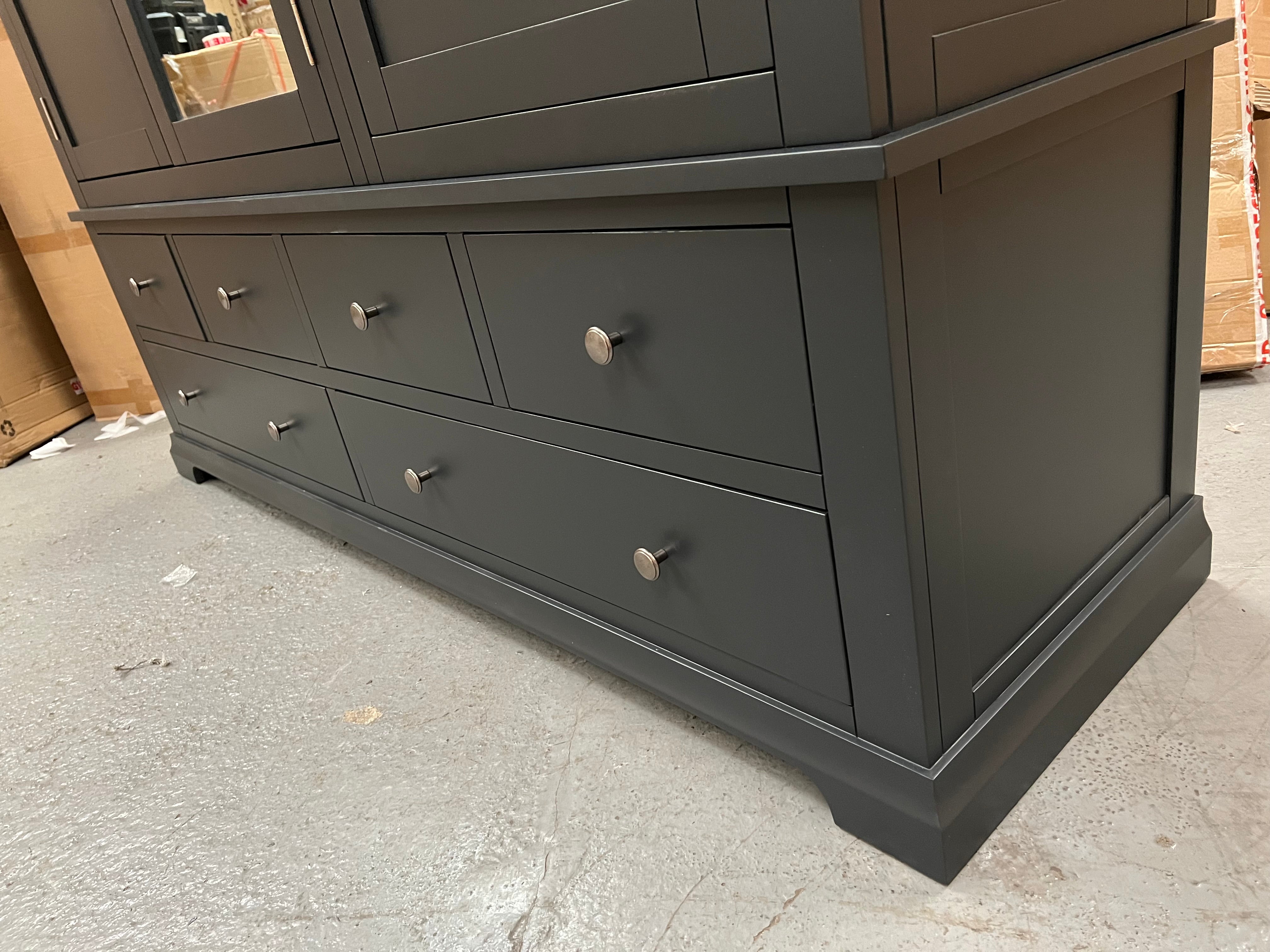 CHANTILLY DUSKY BLACK Grand Triple Wardrobe Quality Furniture Clearance Ltd