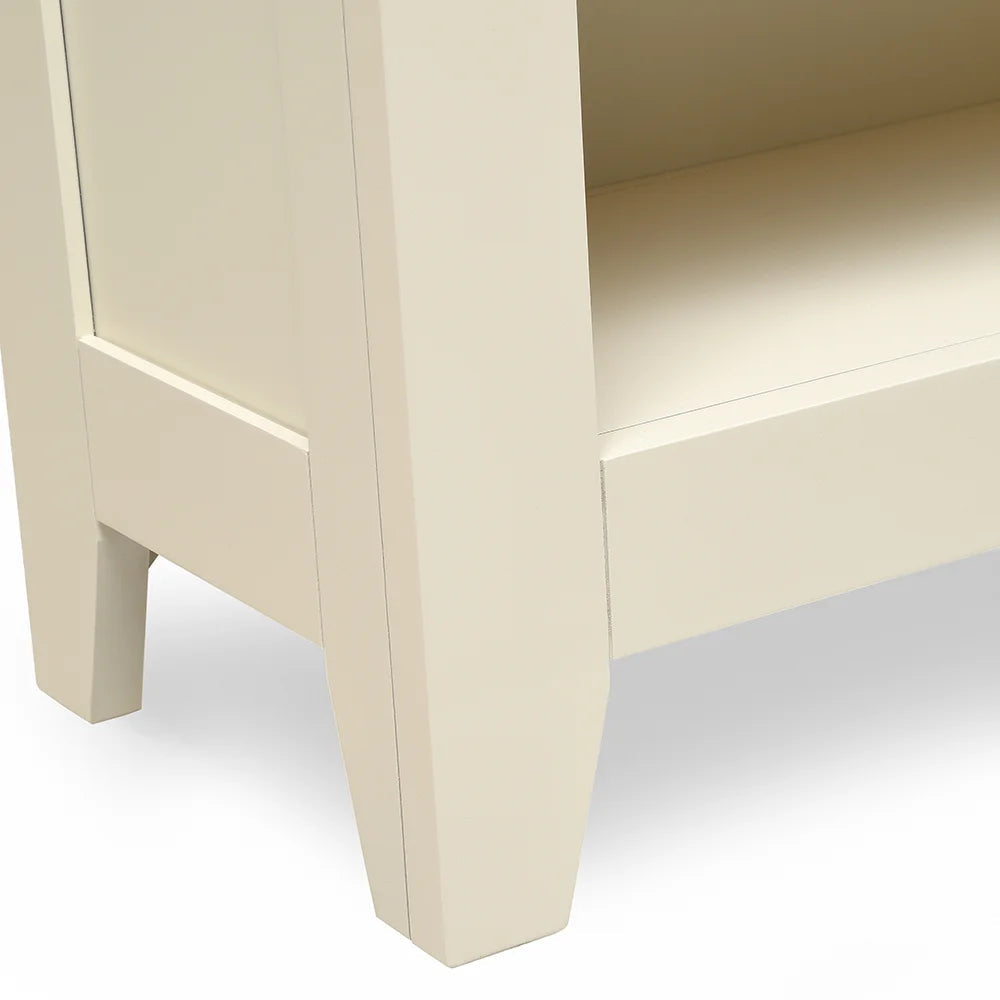 CHESTER CLASSIC CREAM
Tall Slim Bookcase Quality Furniture Clearance Ltd