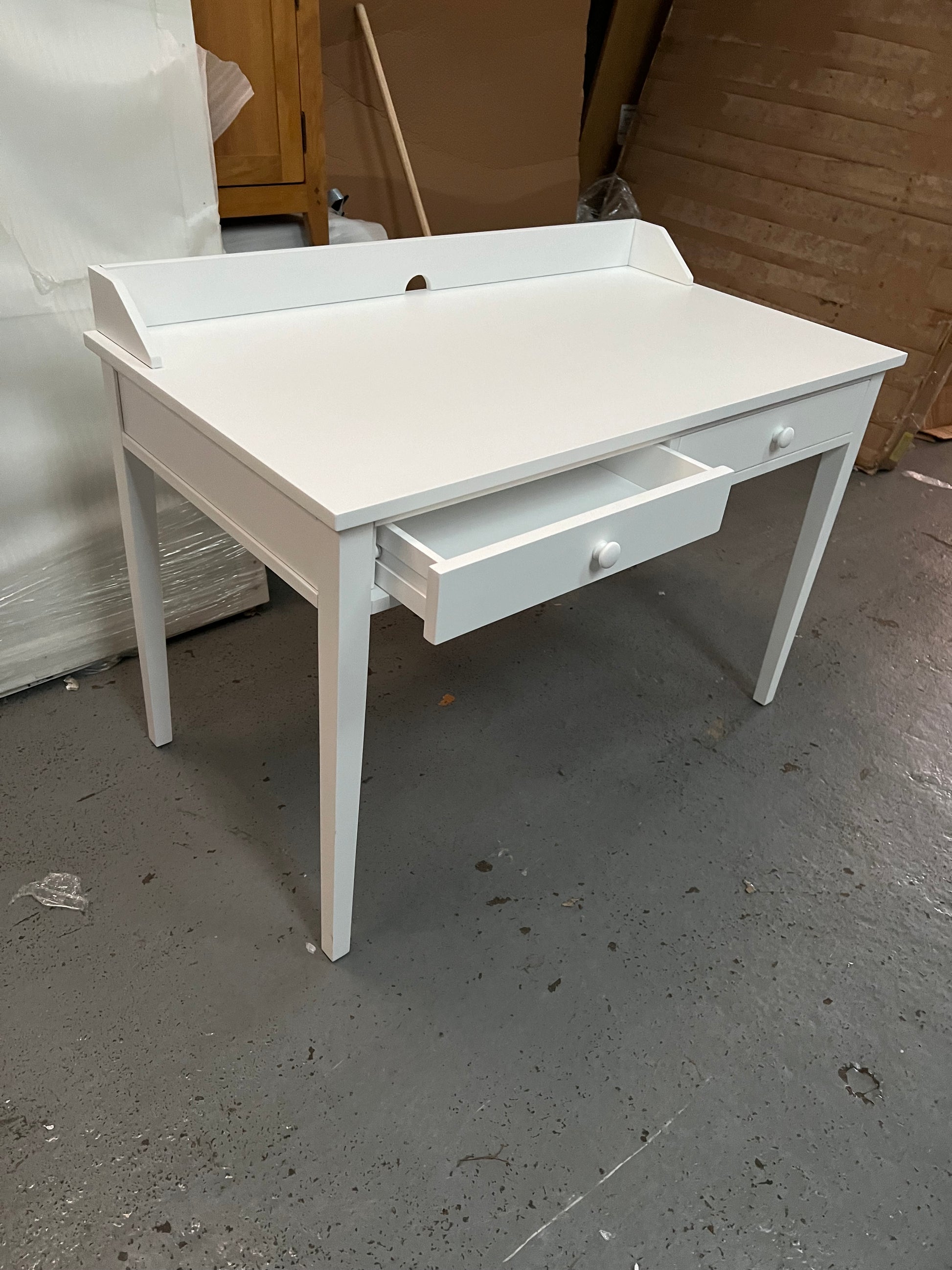 PENSHAM PURE WHITE
Large Study Desk Quality Furniture Clearance Ltd