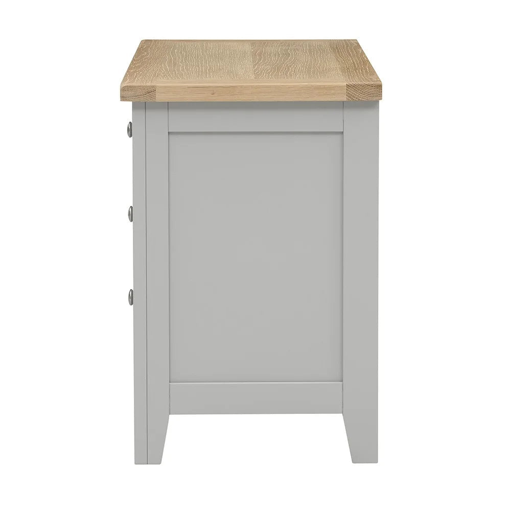 CHESTER DOVE GREY
Jumbo Bedside Table Quality Furniture Clearance Ltd