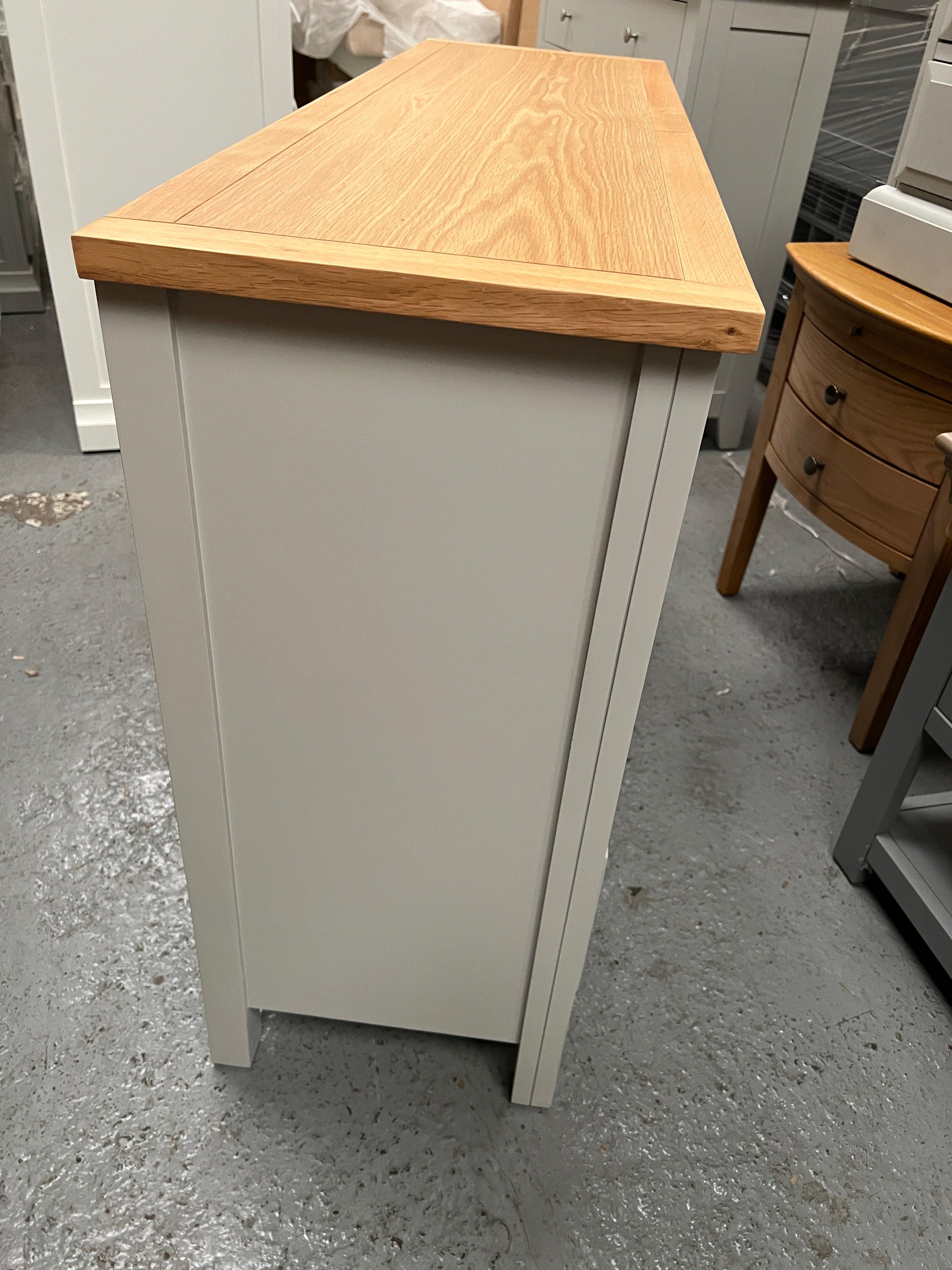 SIMPLY COTSWOLD PEBBLE GREY
6 Drawer Chest Quality Furniture Clearance Ltd