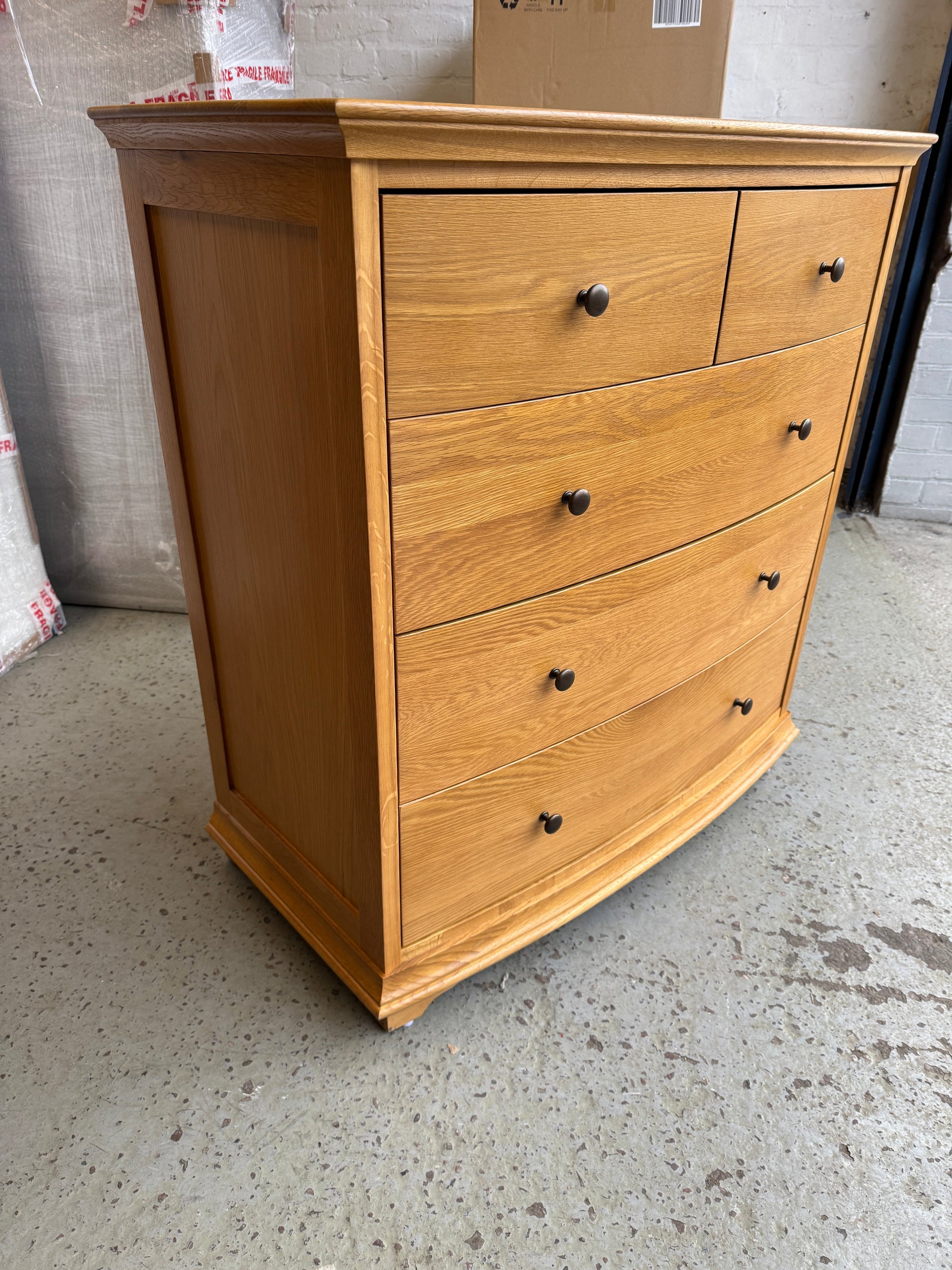 WINCHCOMBE OILED OAK
5 Drawer Chest Quality Furniture Clearance Ltd