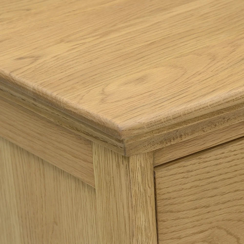 WINCHCOMBE OILED OAK
7 Drawer Chest Quality Furniture Clearance Ltd