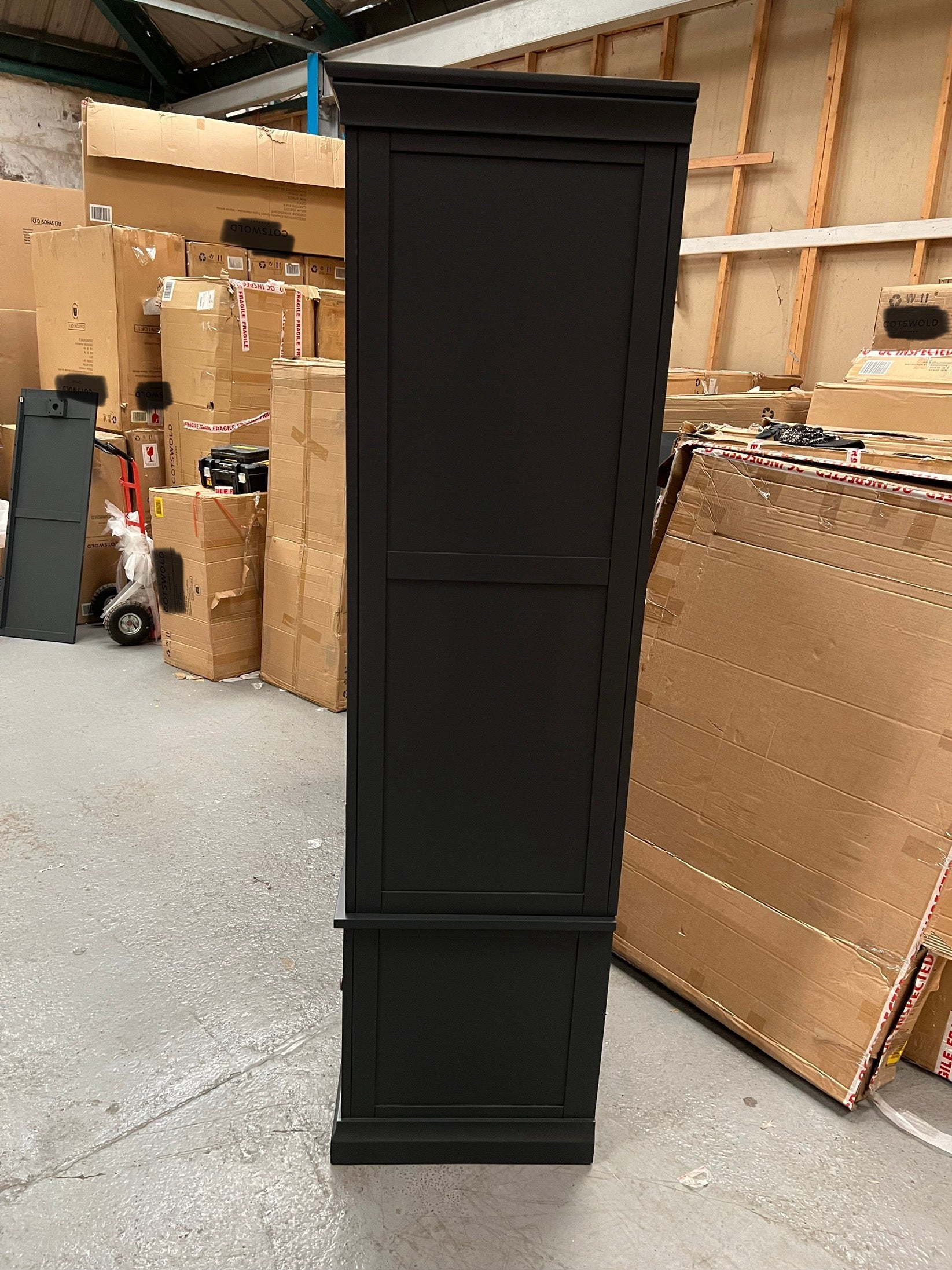 CHANTILLY DUSKY BLACK Grand Triple Wardrobe Quality Furniture Clearance Ltd