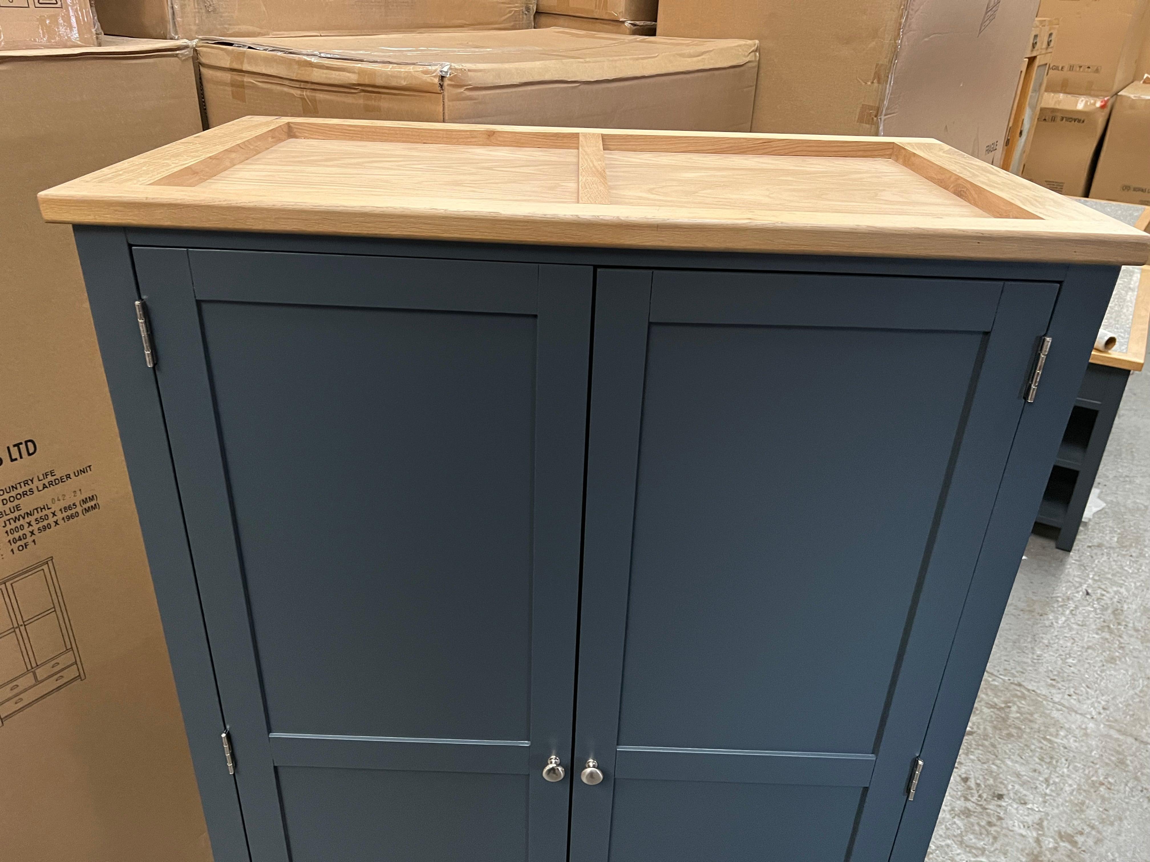 Hampshire ‘country life’ double larder - Blue Quality Furniture Clearance Ltd