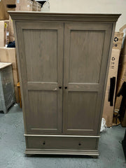 WINCHCOMBE SMOKED OAK Double Wardrobe Quality Furniture Clearance Ltd