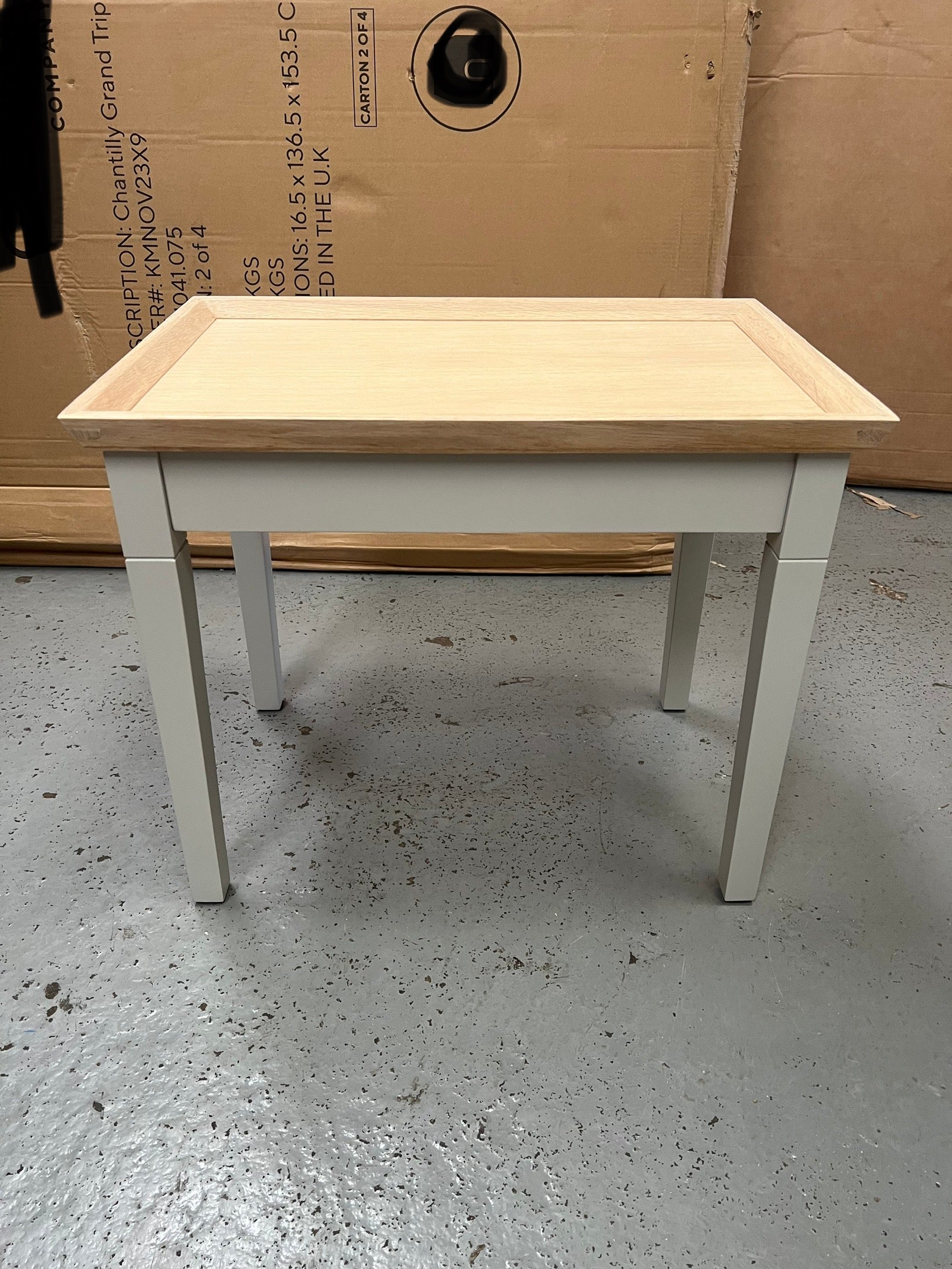 CHESTER DOVE GREY
Sofa Table Quality Furniture Clearance Ltd