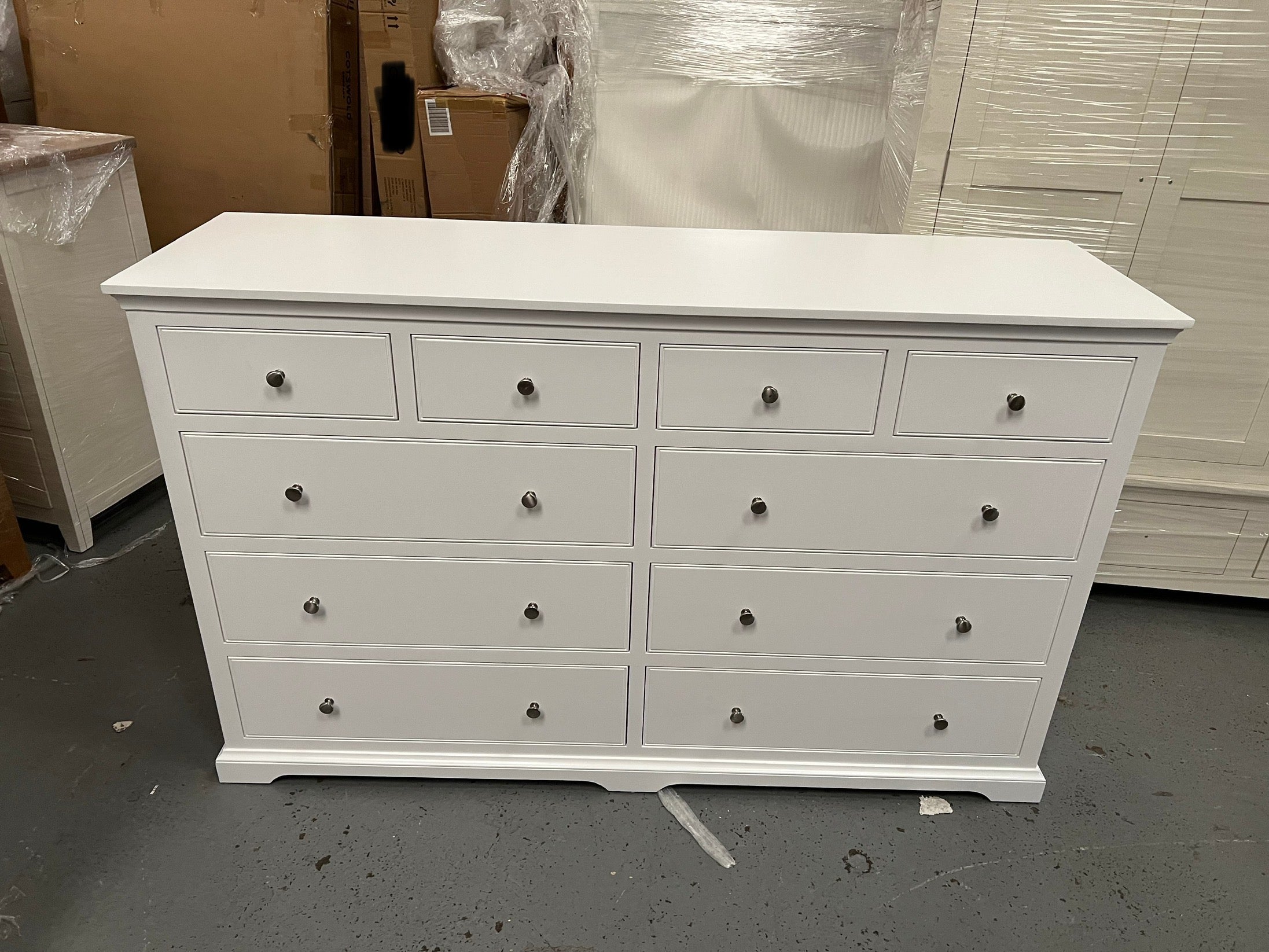 FAIRFORD SOFT WHITE
10 Drawer Chest Quality Furniture Clearance Ltd